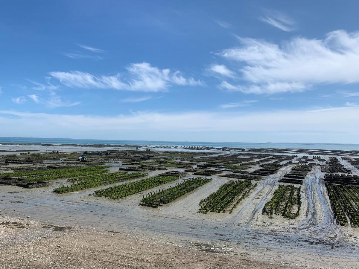 Apartamento Vue Sur Mer Cancale Exterior foto