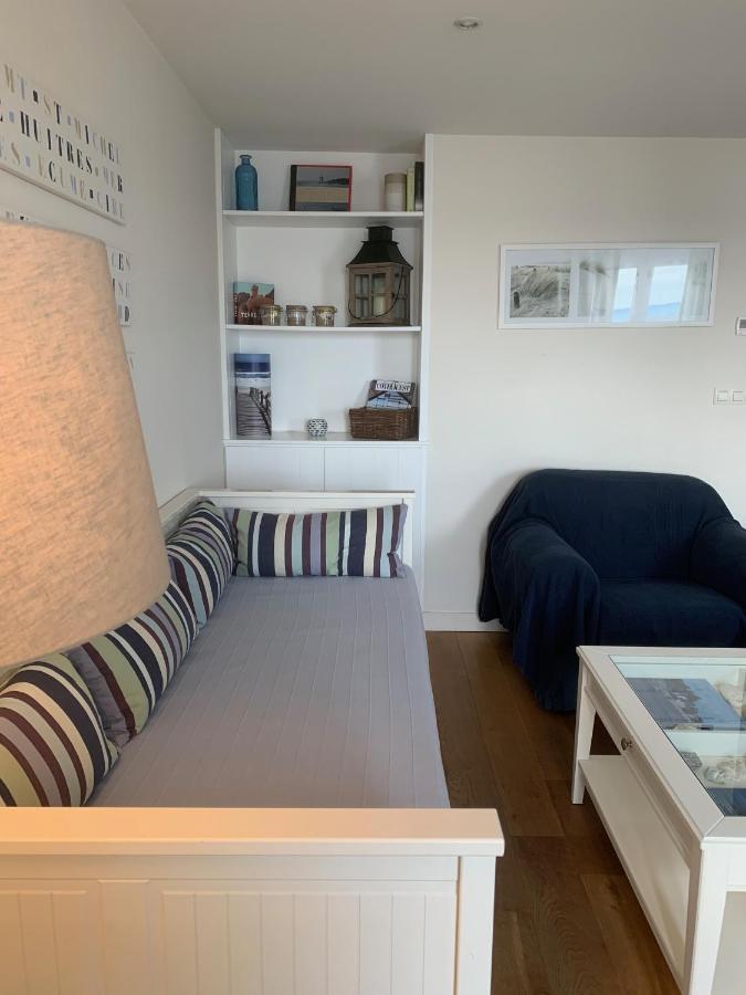 Apartamento Vue Sur Mer Cancale Exterior foto