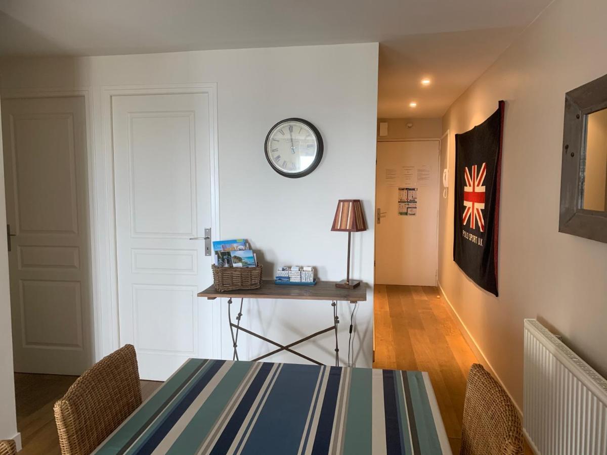 Apartamento Vue Sur Mer Cancale Exterior foto